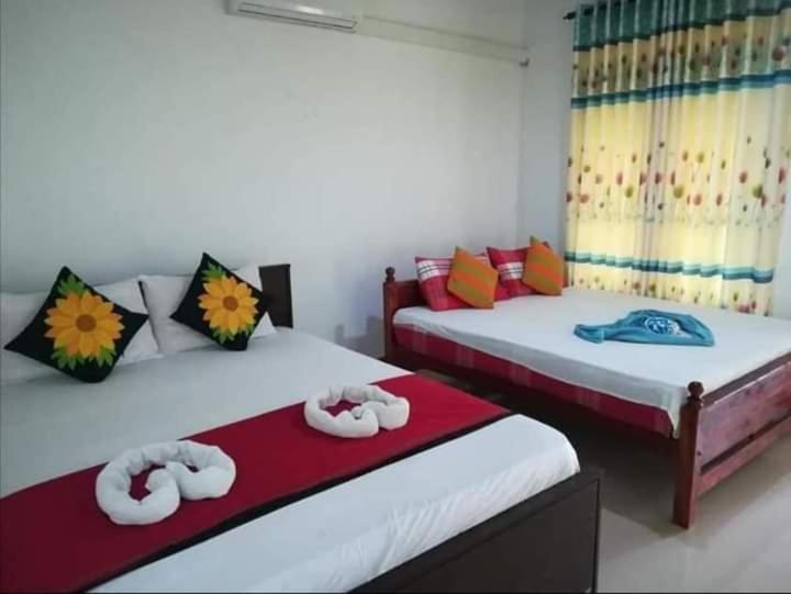 Green Garden Homestay Giritale Kamer foto
