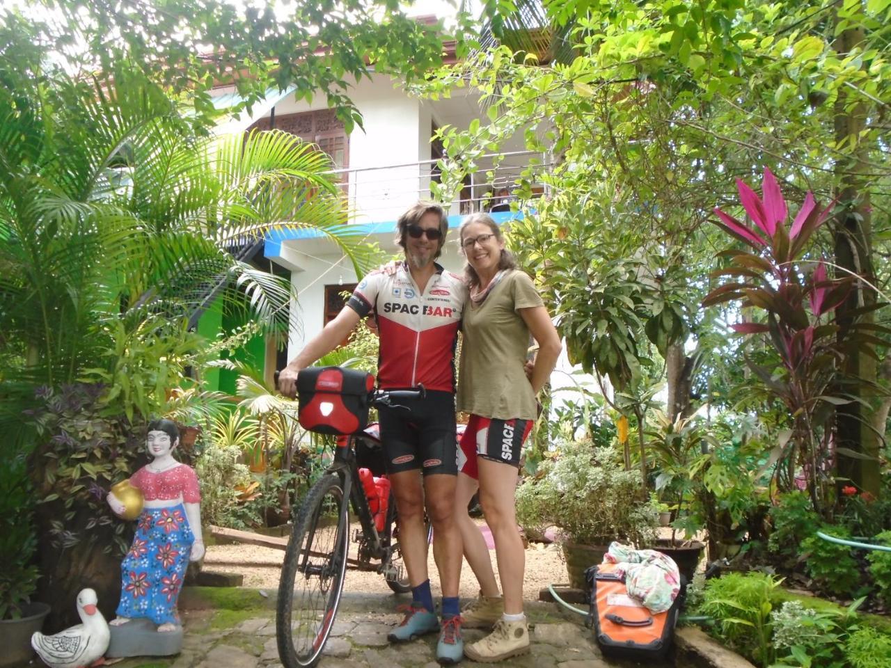 Green Garden Homestay Giritale Buitenkant foto